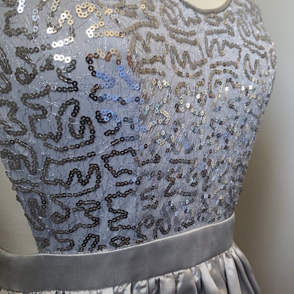 🏷️ SALE 🏷️ Silver Party Dress w/ Sequins - Picture 2 of 7